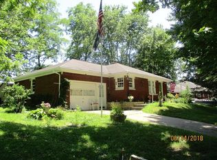 818 Thompson St, Charlestown, IN 47111