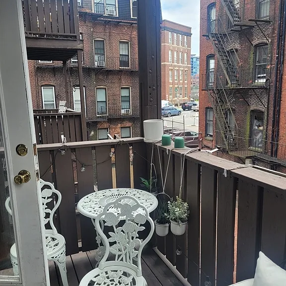 10 Isabella St #3 — Photo 12