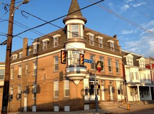 1 E Main St, Dallastown, PA 17313