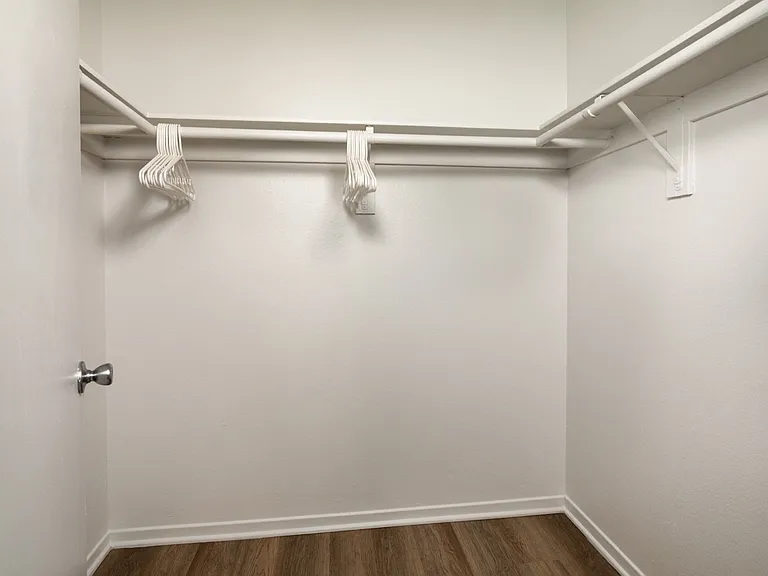 Sienna Residences — Photo 10