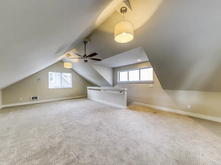 690 Wintersweet Rd NE — Photo 22