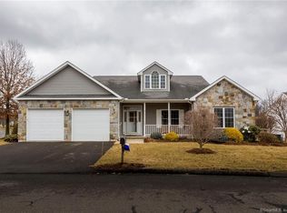 82 Meadowview Ln #82, Vernon Rockville, CT 06066