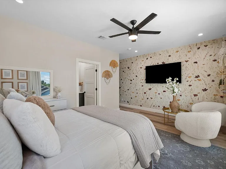 4029 Ivanhoe Ln — Photo 23