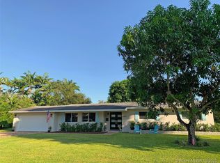 8301 SW 151st St, Palmetto Bay, FL 33158