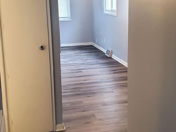 4th image of 340 Oak St #2