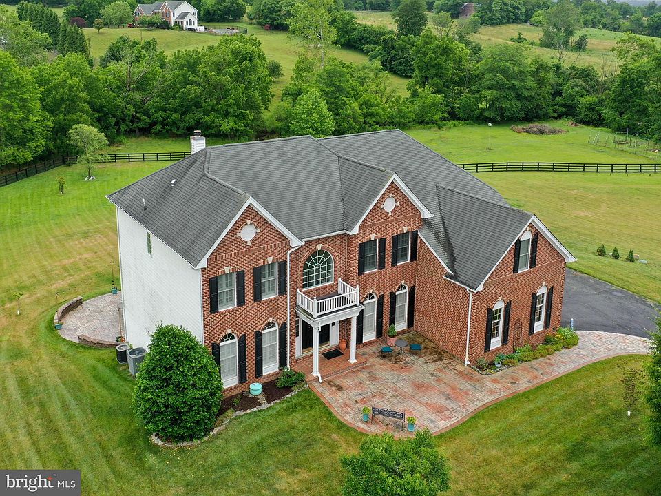 1st image of 18132 Manassas Gap Ct