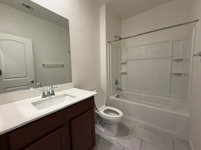 2445 Laurel Clark Ave — Photo 11