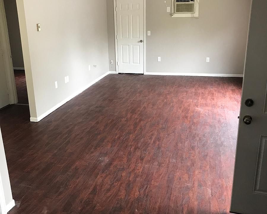 1st image of 307 Laurel St #307