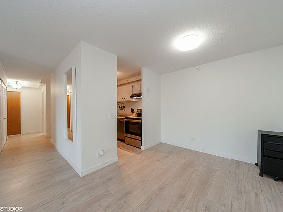 5th image of 1800 Huntington Blvd APT 201