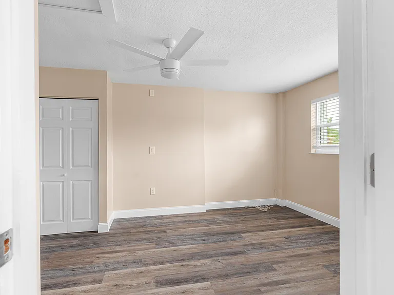 3201 Alice Dr — Photo 29