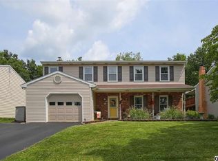 53 Edgewood Dr, Mechanicsburg, PA 17055