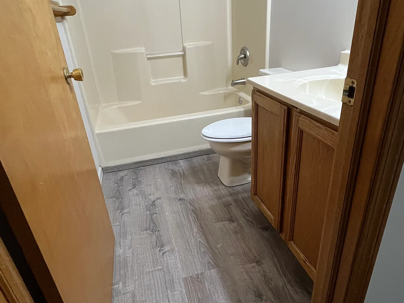 2 bed, 950 sqft, $1,000 — Photo 4