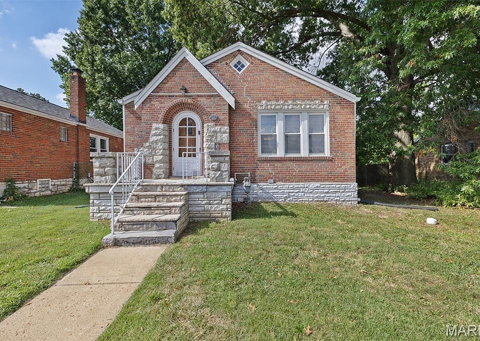 1st image of 668 Bellsworth Dr