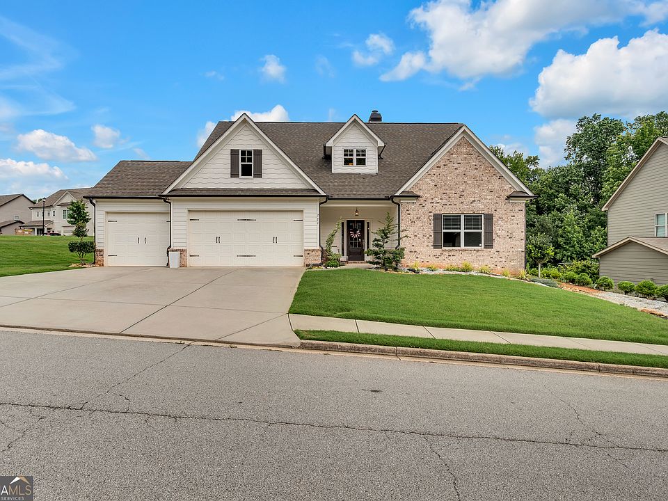 1st image of 221 Morris Creek Dr
