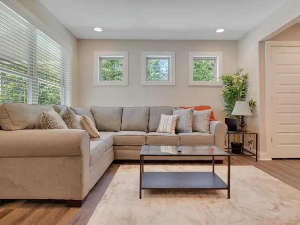 764 Mary Ln, Marietta, GA 30062