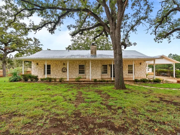 5466 Fm 3335, Stockdale, TX 78160