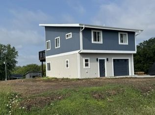 112 Admiral Dr, Gallatin, MO 64640