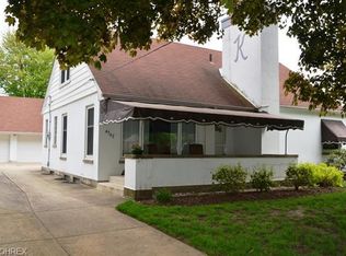 4567 Orchard Rd, Fairview Park, OH 44126