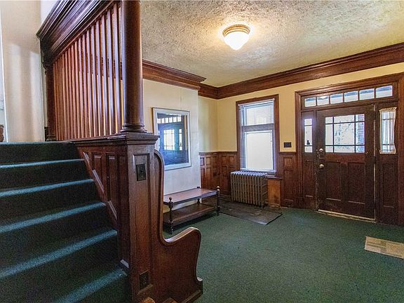 4th image of 5432 Baywood St