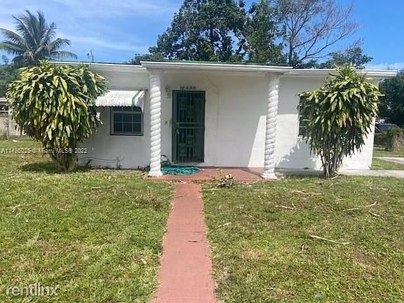 4th image of 16425 NW 23rd Ct