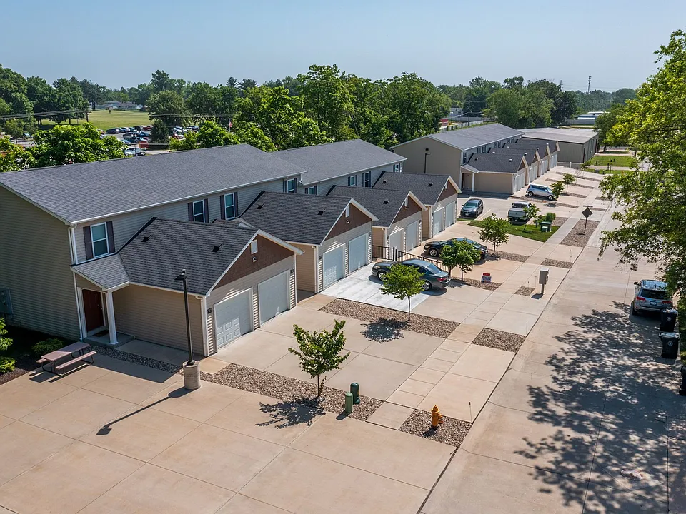 Parkside Rows | O'Fallon