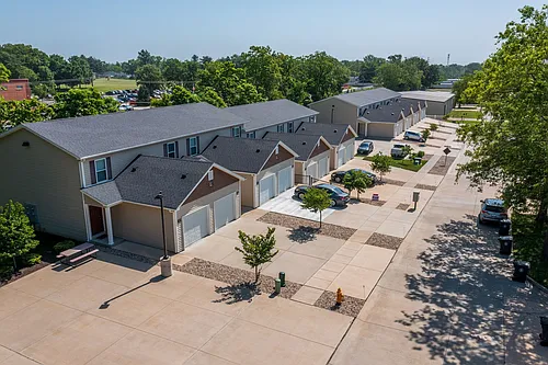 Parkside Rows | O'Fallon Photo 1