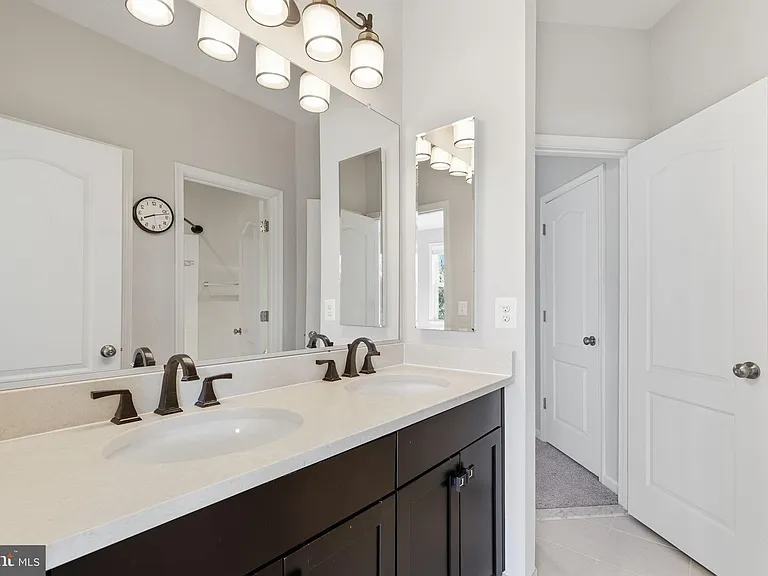 8923 Quarry Rd — Photo 32