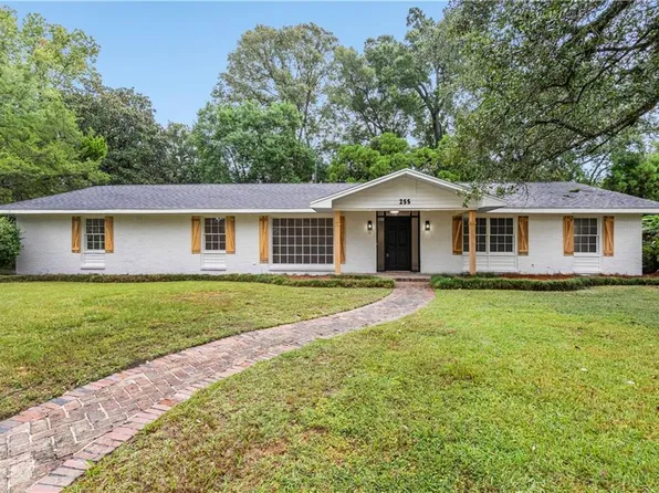255 Berkley Ct, Mobile, AL 36606