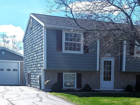 11 Canada Cir, Ogdensburg, NY 13669