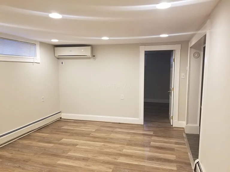 2 Park Ave #1 — Photo 4