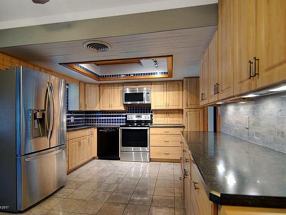 2nd image of 206 Terry St