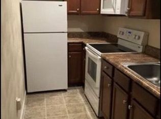 901 S Mill St, Nashville, IL 62263