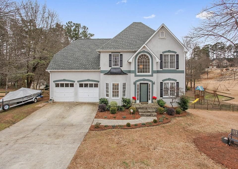 1st image of 65 Thornwood Dr
