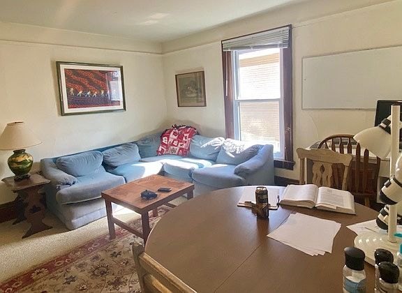 4th image of 1215 Mound St #2