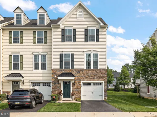 116 Cricket Dr, Malvern, PA 19355