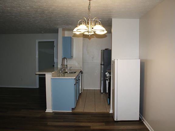 5th image of 4351 Village Parkway Cir W APT 5