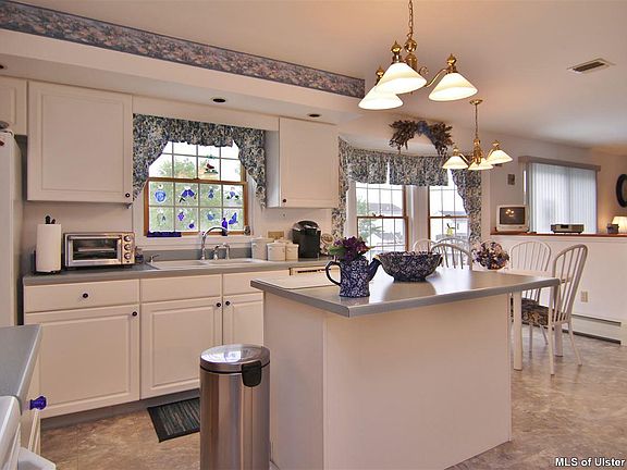 3rd image of 38 Josephs Dr