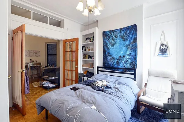 Rented by Bond New York | media 22