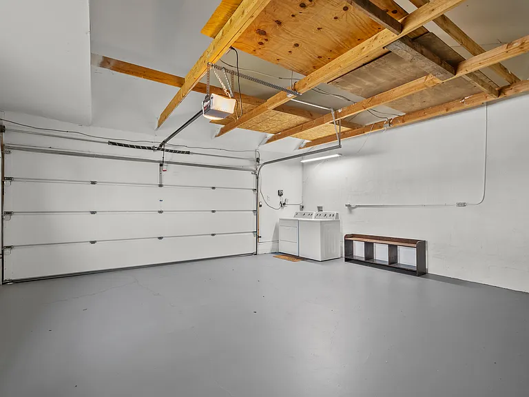 809 W Avenue J10 — Photo 25