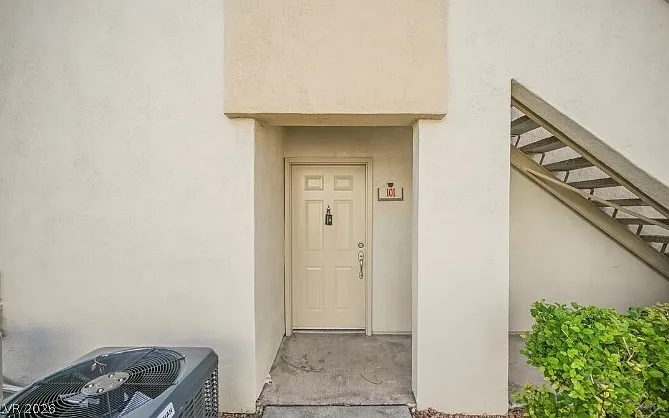 1301 Red Gable Ln #101 — Photo 4