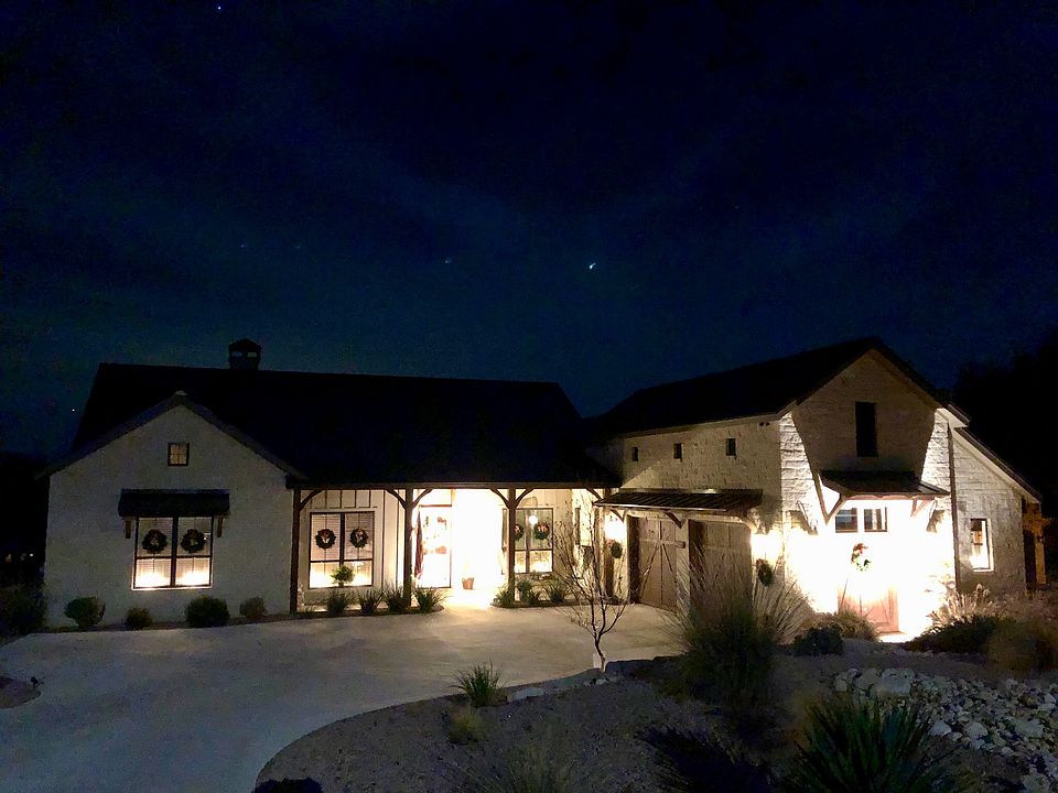 2nd image of 4027 Comanche Trace Dr