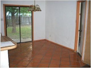 3rd image of 1002 Ferndale Dr
