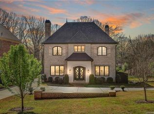 6705 Sharon Rd, Charlotte, NC 28210