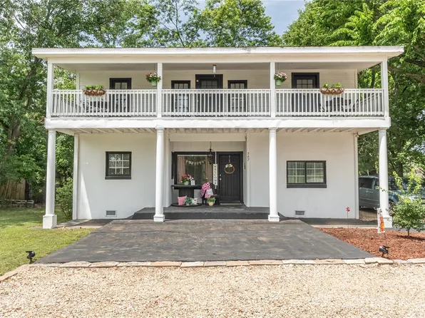 567 N Main St, Centerton, AR 72719