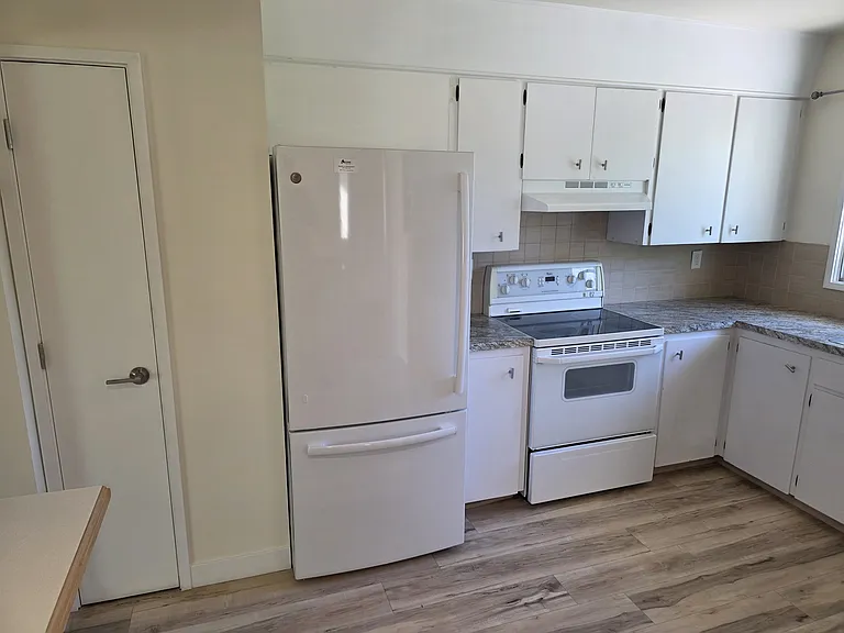 4931 Vienna Dr NW — Photo 6