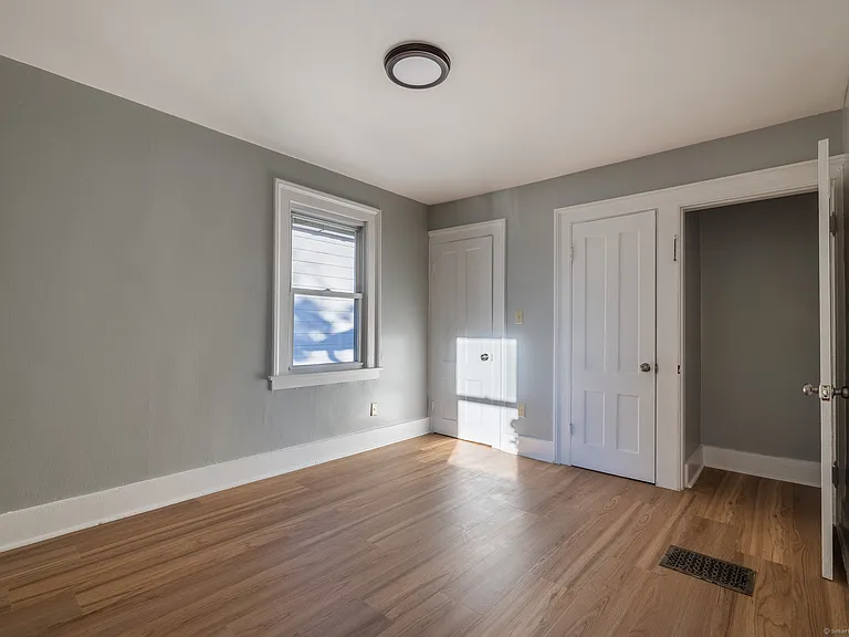 216 Howard Ave — Photo 20