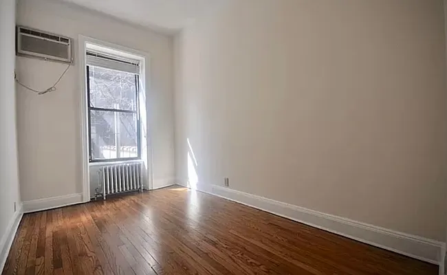 Rented by Corcoran | media 12