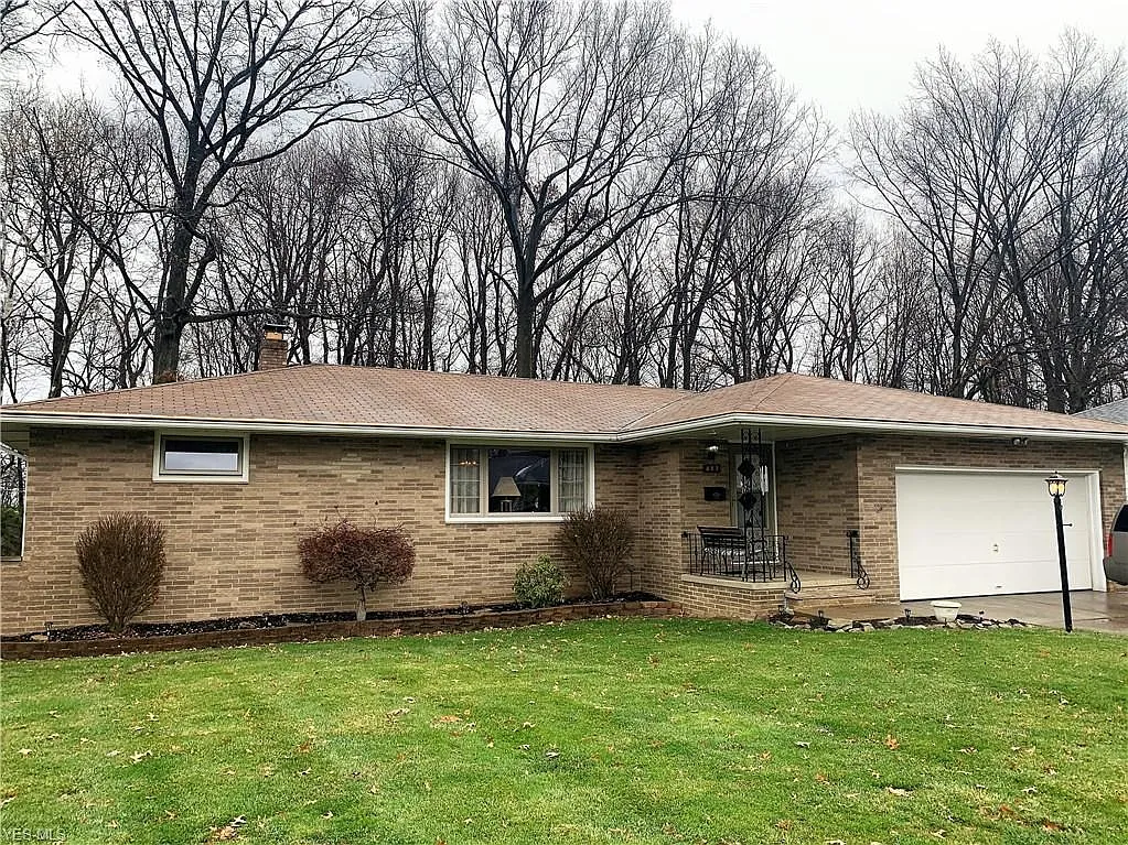 857 E Dartmoor Ave photo 1