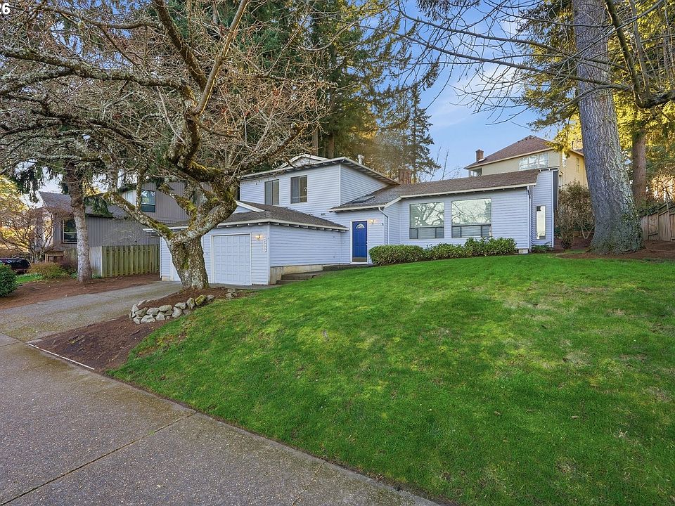 1st image of 2901 Carriage Way