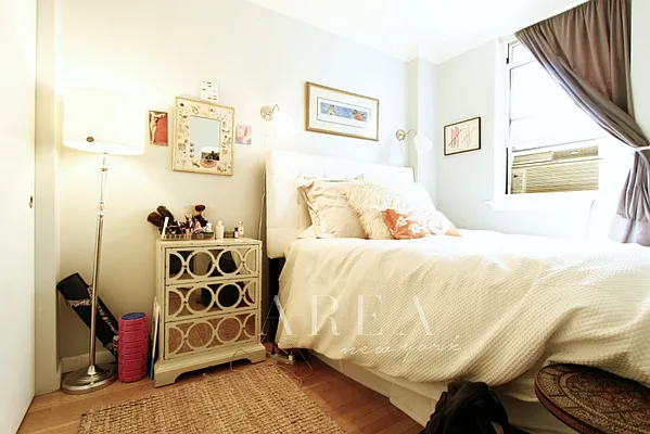Rented by Area New York | media 9